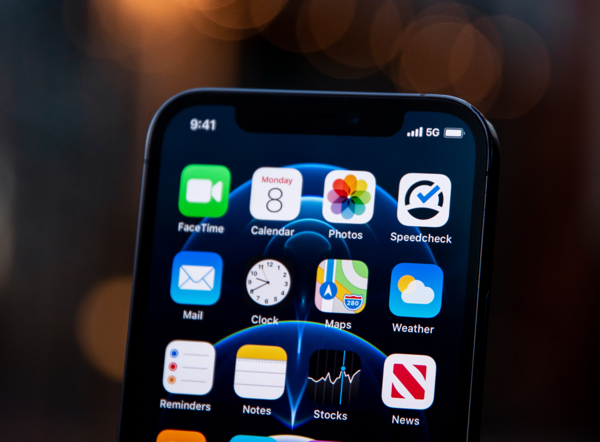 宁城苹果手机维修分享为什么 iPhone 12 在冬季会自动关机 